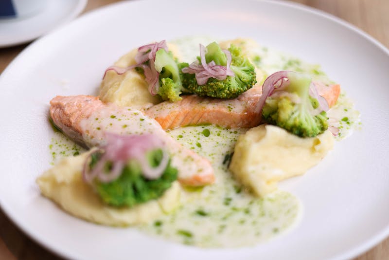 Mashed Potatoes & Gravy - creamy southern mashed potatoes